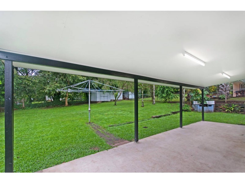 7 Kambara Street, White Rock QLD 4868