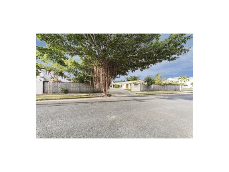 1/193-195 Spence Street, Bungalow QLD 4870