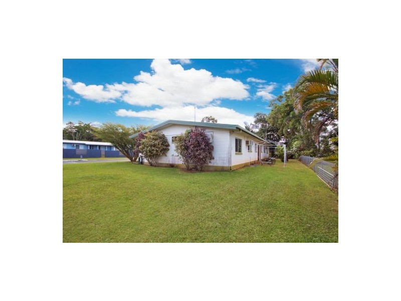 18 Sorrento St, Woree QLD 4868
