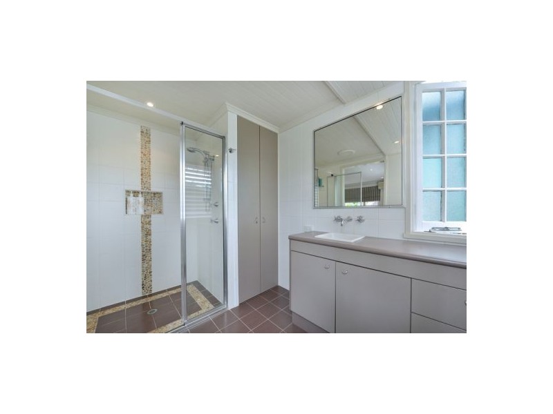 17 Hall Street, Edge Hill QLD 4870