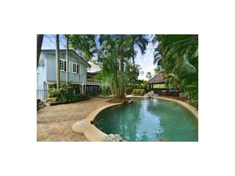 17 Hall Street, Edge Hill QLD 4870