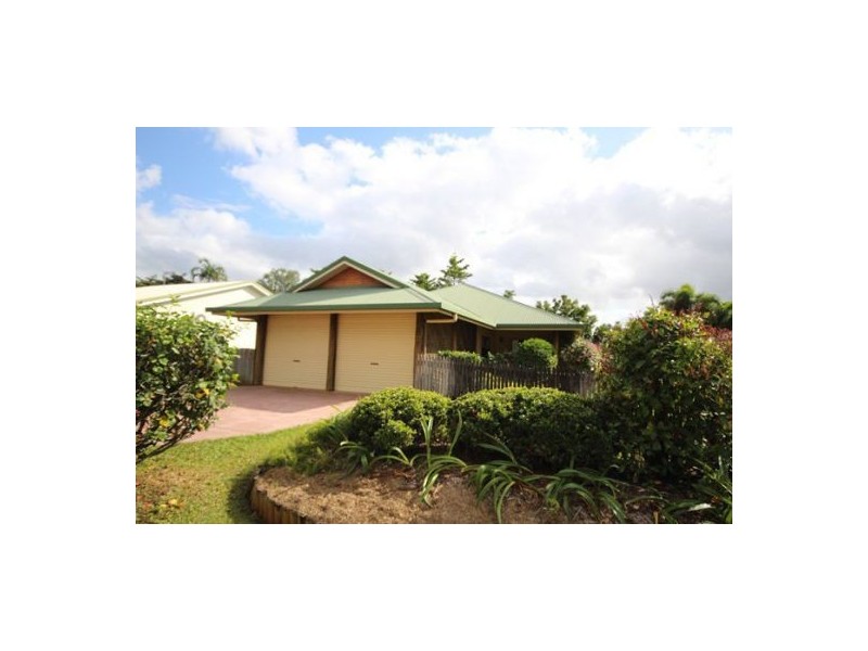 30 Village Terrace, Redlynch QLD 4870