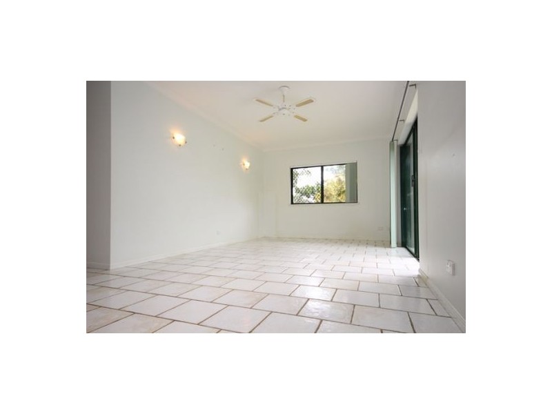 30 Village Terrace, Redlynch QLD 4870