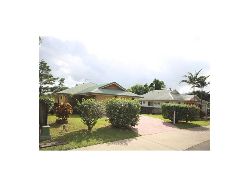 30 Village Terrace, Redlynch QLD 4870
