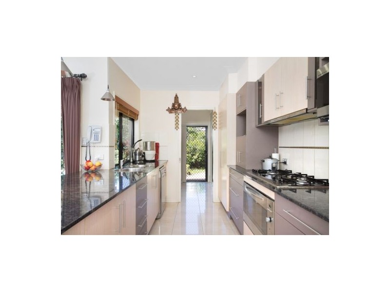 39 Chesterfield Close, Brinsmead QLD 4870