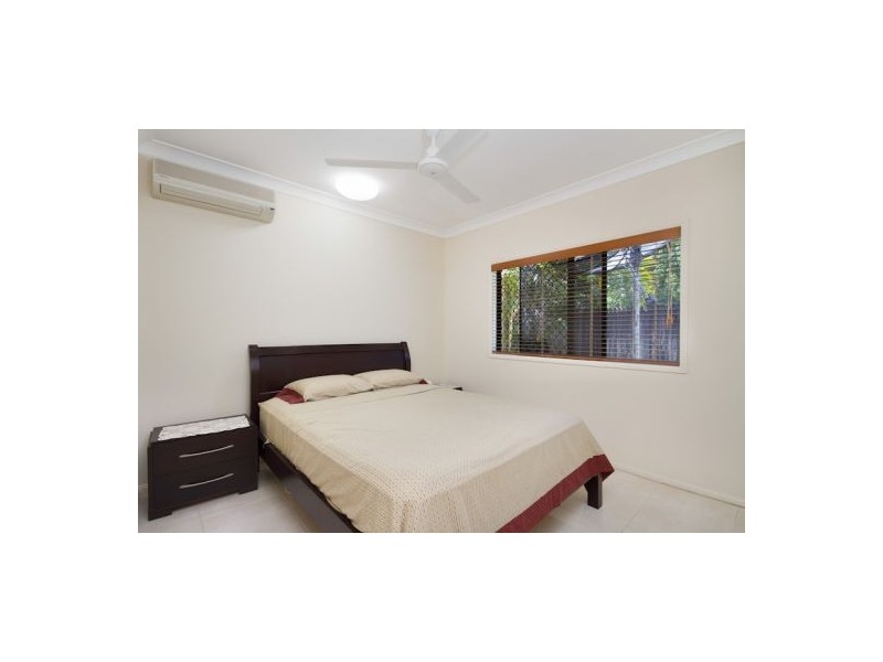 39 Chesterfield Close, Brinsmead QLD 4870