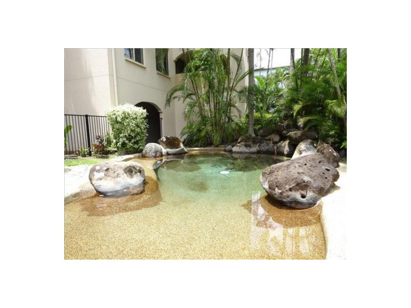 7/2 Chester Court, Manunda QLD 4870