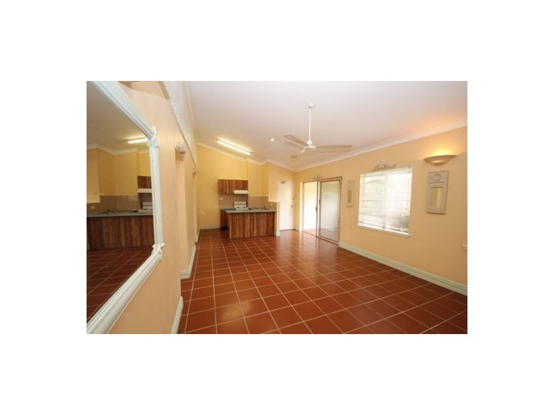 7/2 Chester Court, Manunda QLD 4870
