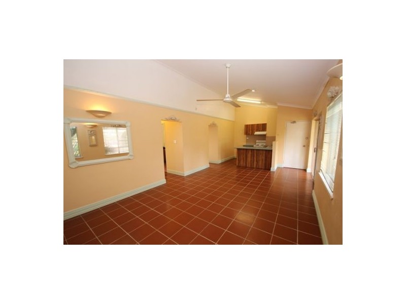 7/2 Chester Court, Manunda QLD 4870