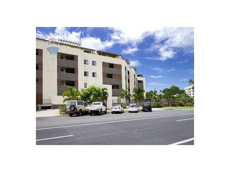 11/335 Lake Street, Cairns North QLD 4870