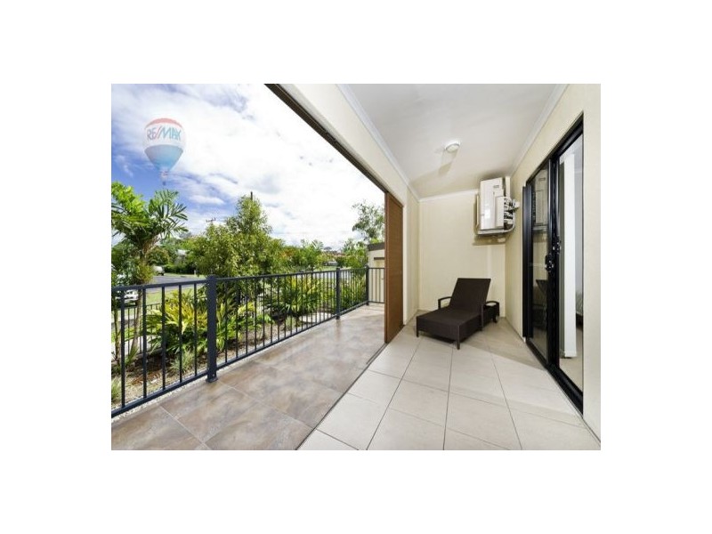 11/335 Lake Street, Cairns North QLD 4870