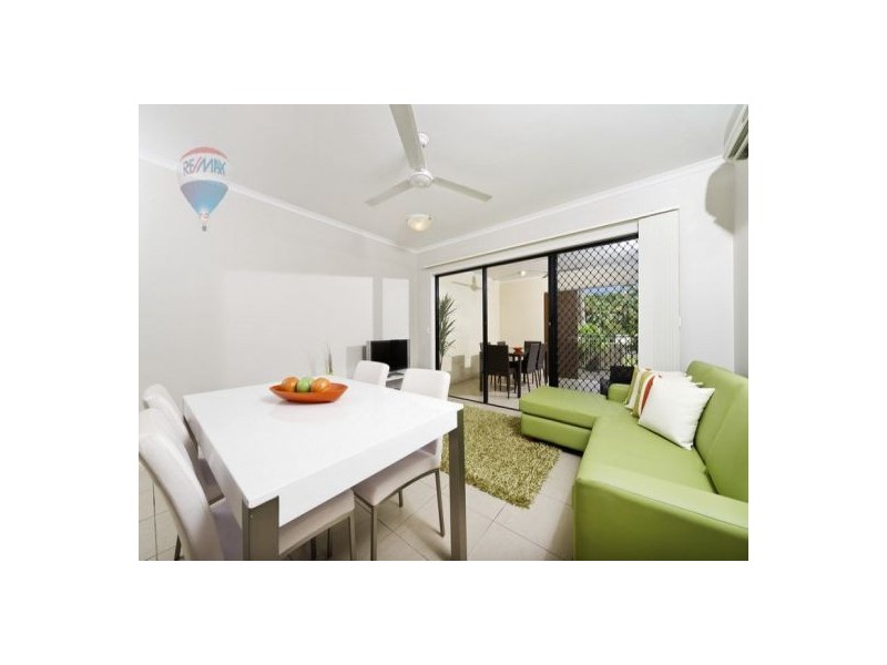 11/335 Lake Street, Cairns North QLD 4870