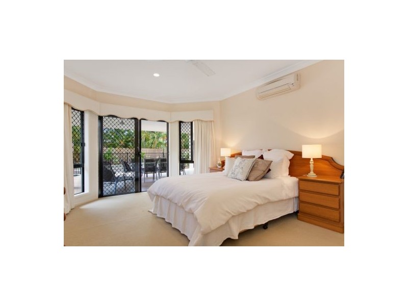 19 Bulba Street, Caravonica QLD 4878