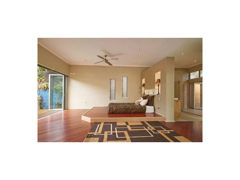 4 Chelsea Close, Kewarra Beach QLD 4879