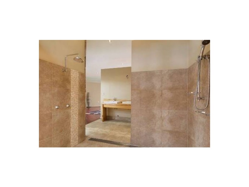 4 Chelsea Close, Kewarra Beach QLD 4879