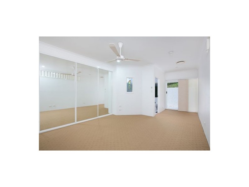 10 Coreega Close, Mooroobool QLD 4870