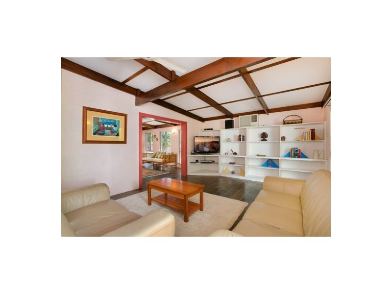 41 Willow Street, Holloways Beach QLD 4878