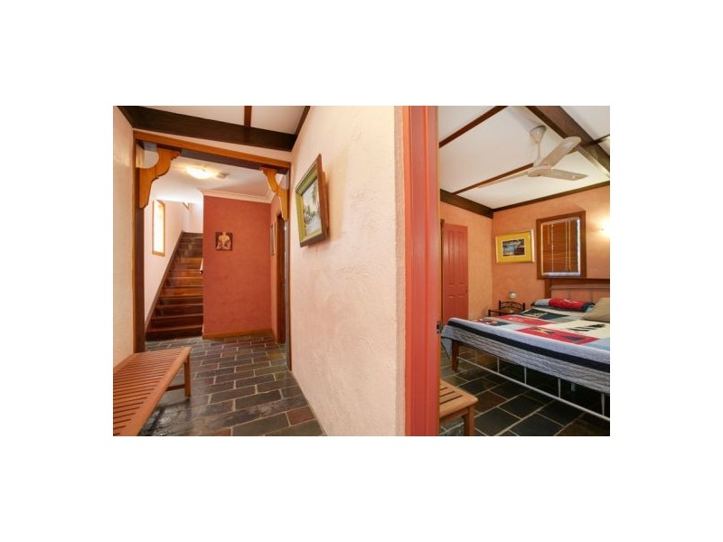 41 Willow Street, Holloways Beach QLD 4878