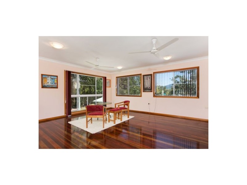 41 Willow Street, Holloways Beach QLD 4878