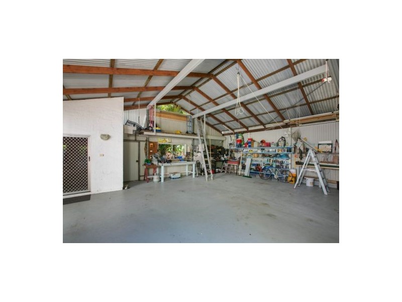 41 Willow Street, Holloways Beach QLD 4878