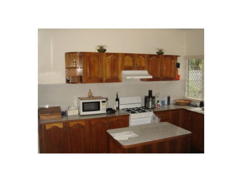 102 Woodward Street, Edge Hill QLD 4870