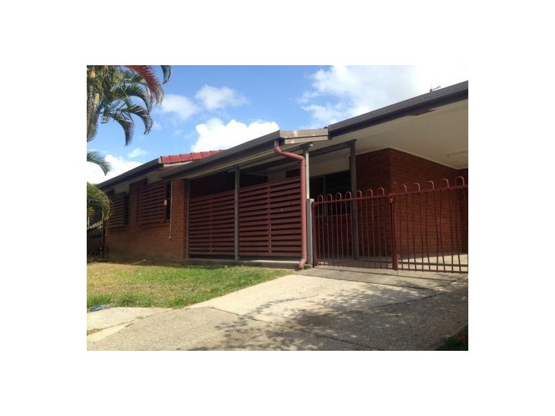 10 Bucas Court, Mooroobool QLD 4870