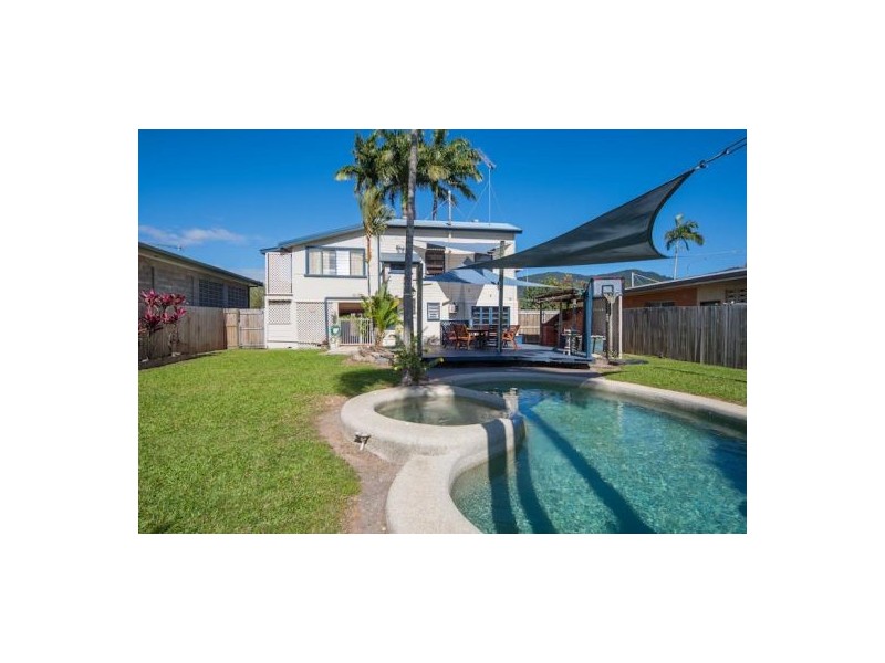 569 Mulgrave Road, Earlville QLD 4870