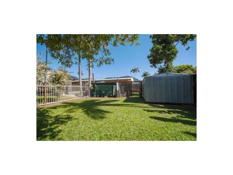 569 Mulgrave Road, Earlville QLD 4870