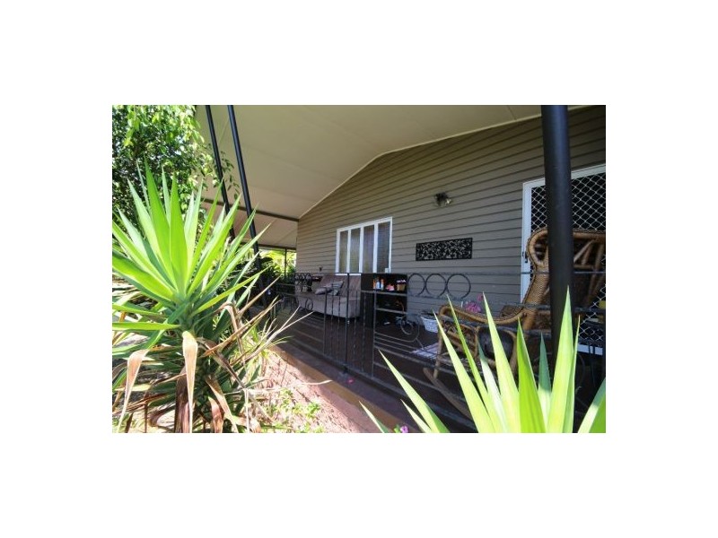 289 Pease Street, Edge Hill QLD 4870