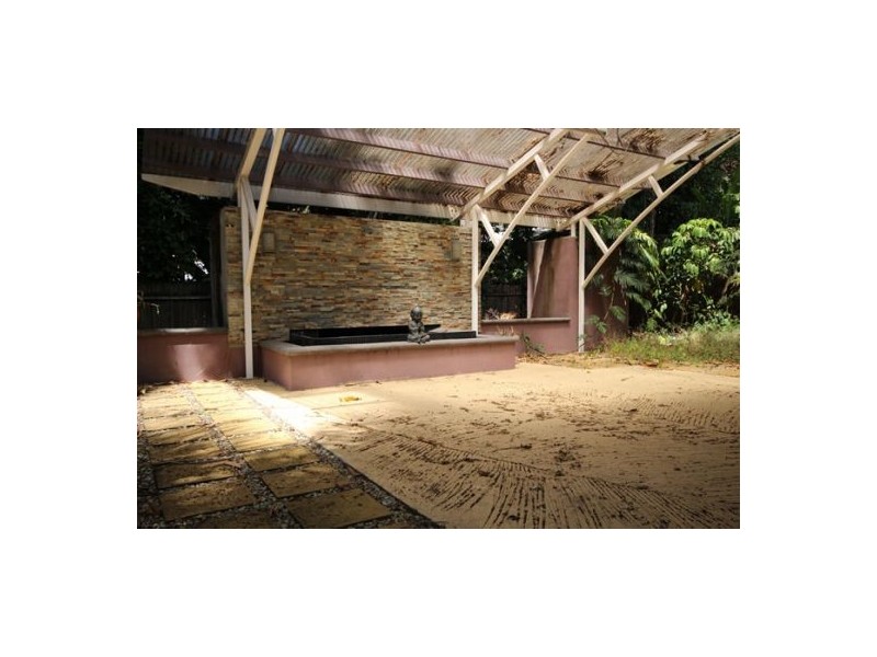 11 Sandwich Street, Kamerunga QLD 4870