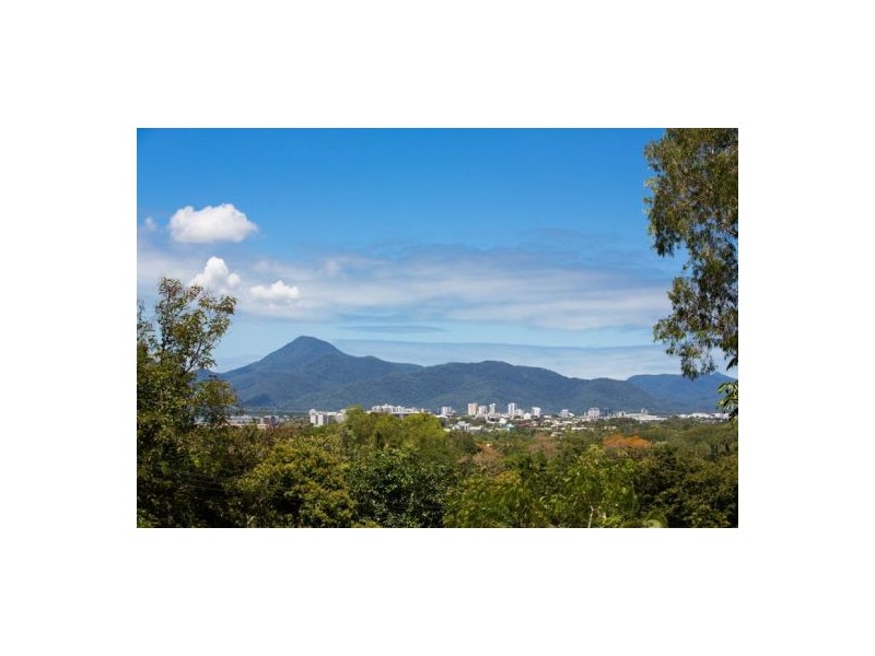 551 Mccormack Street, Edge Hill QLD 4870