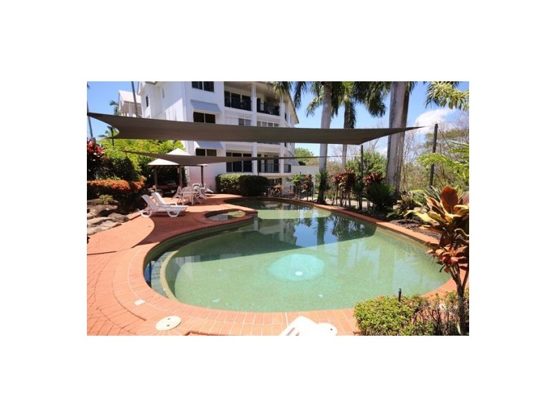 50/8-14 Munro Terrace, Mooroobool QLD 4870