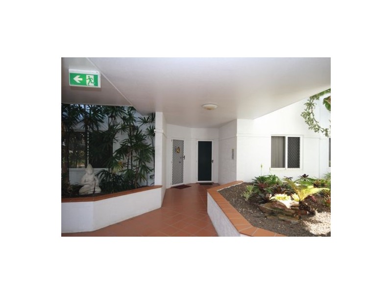 50/8-14 Munro Terrace, Mooroobool QLD 4870
