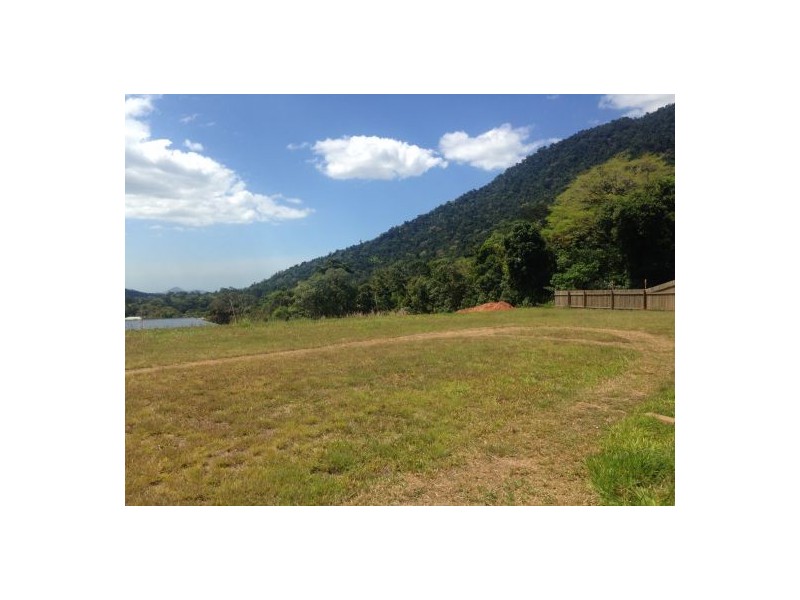 29 Willoughby Close, Redlynch QLD 4870