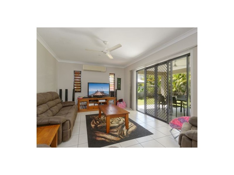 10 Fretwell Road, White Rock QLD 4868