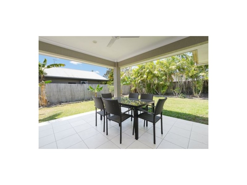 10 Fretwell Road, White Rock QLD 4868