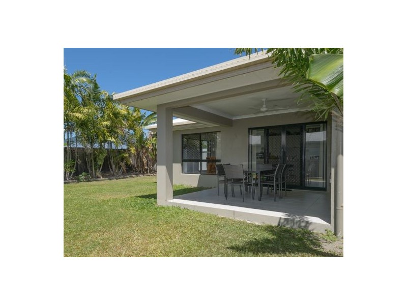 10 Fretwell Road, White Rock QLD 4868