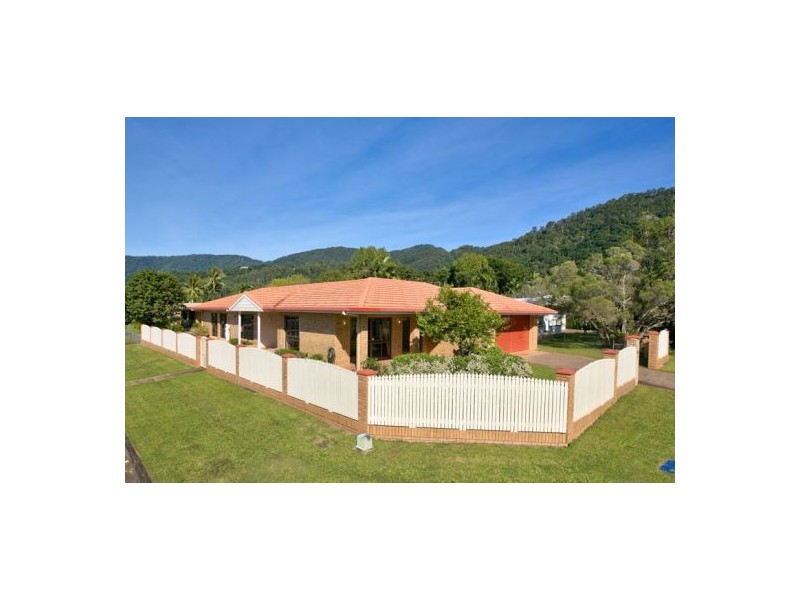 1 Augustus Street, Mooroobool QLD 4870