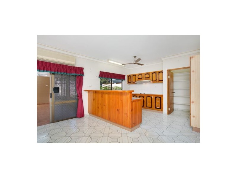 1 Augustus Street, Mooroobool QLD 4870