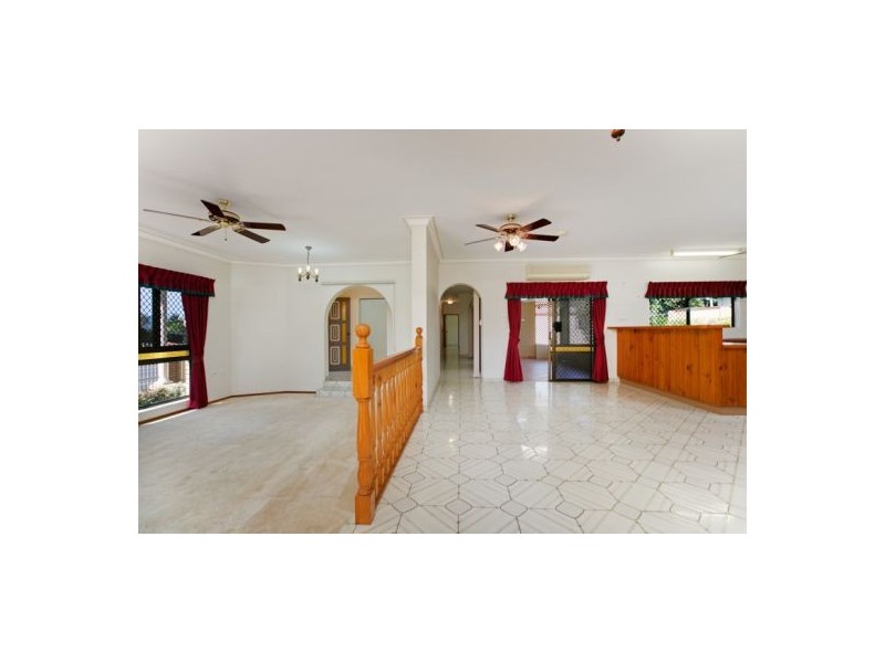 1 Augustus Street, Mooroobool QLD 4870