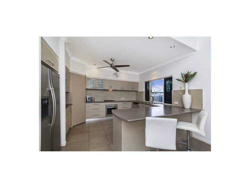 7 Emperor St, Kanimbla QLD 4870