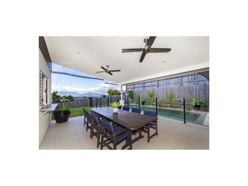 7 Emperor St, Kanimbla QLD 4870