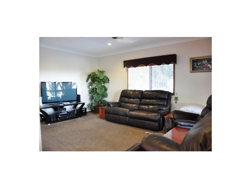 33 Dorunda Street, Mount Sheridan QLD 4868