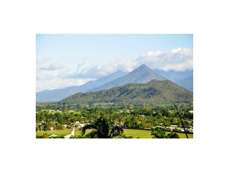 33 Dorunda Street, Mount Sheridan QLD 4868