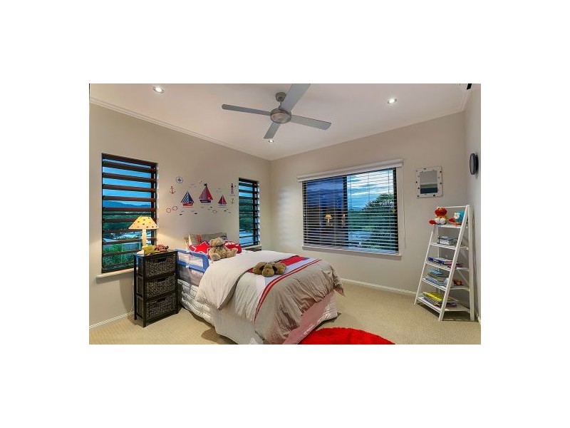 69 McFarlane Drive, Kanimbla QLD 4870