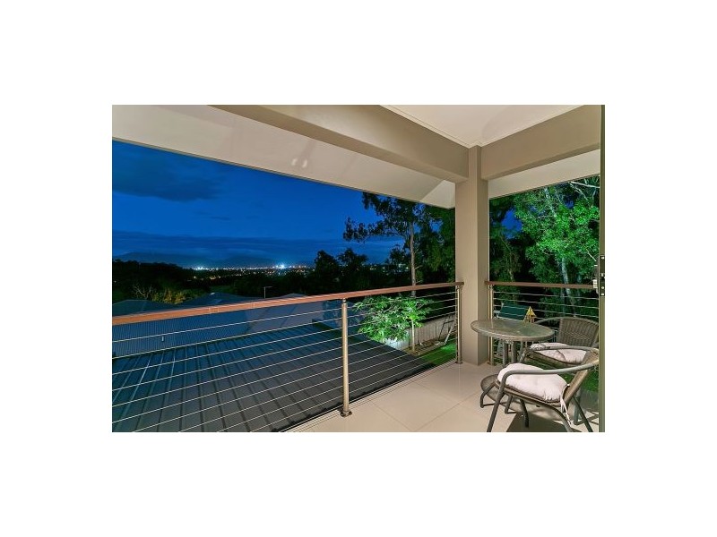 69 McFarlane Drive, Kanimbla QLD 4870