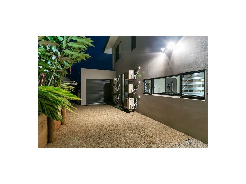 69 McFarlane Drive, Kanimbla QLD 4870