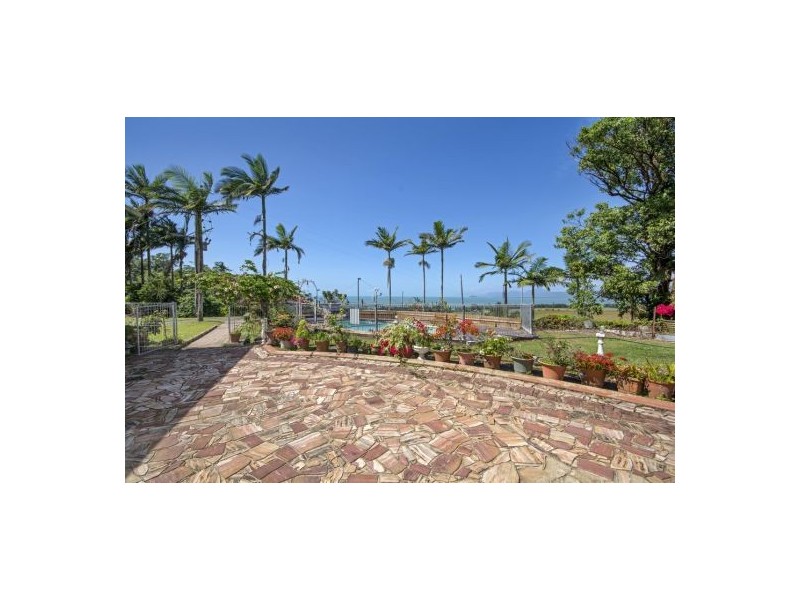 1131 Mossman-daintree Road, Rocky Point QLD 4873