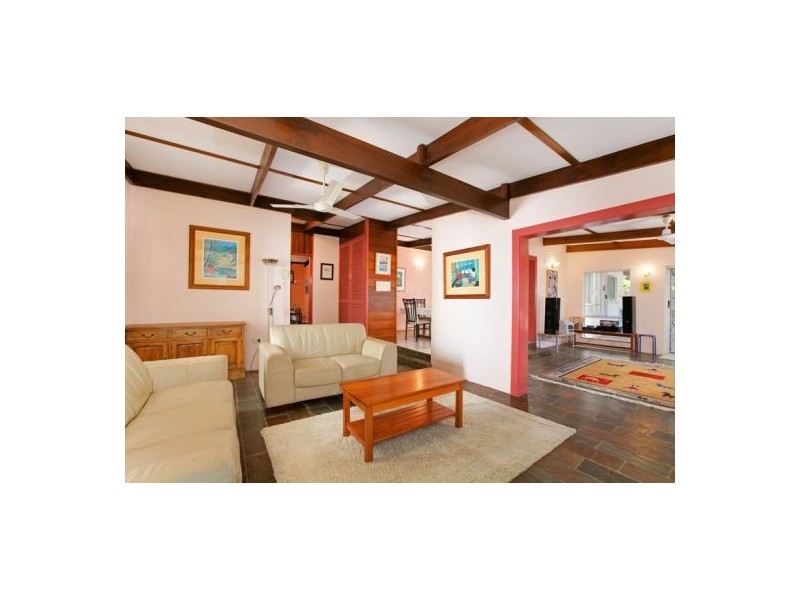 41 Willow Street, Holloways Beach QLD 4878