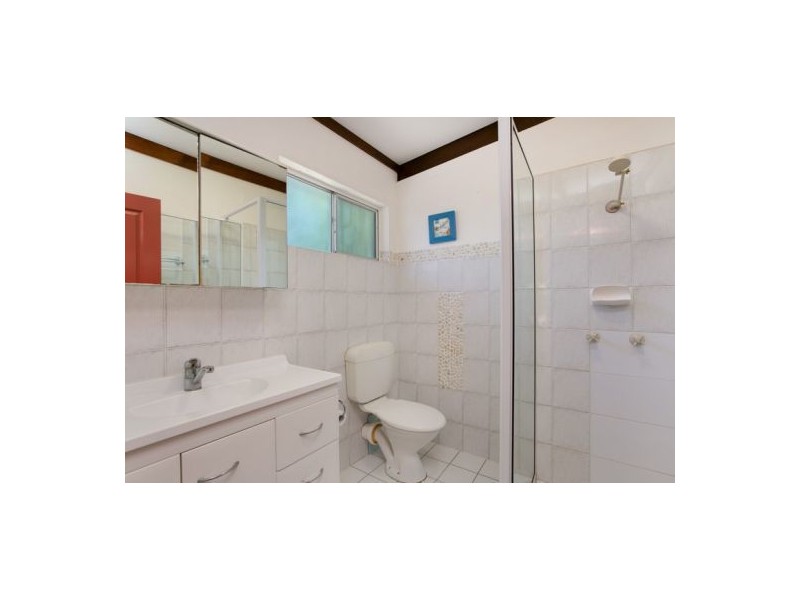 41 Willow Street, Holloways Beach QLD 4878